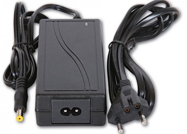 Adapter 12V/5A XED-5013B